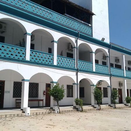 Cefa Hostel Dar es Salaam Bagian luar foto